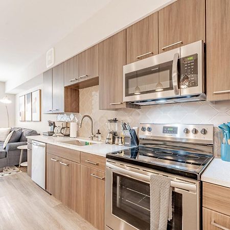Upscale Modern Apts - Free Parking, Fast Wifi, Courtyard Daire Austin Dış mekan fotoğraf
