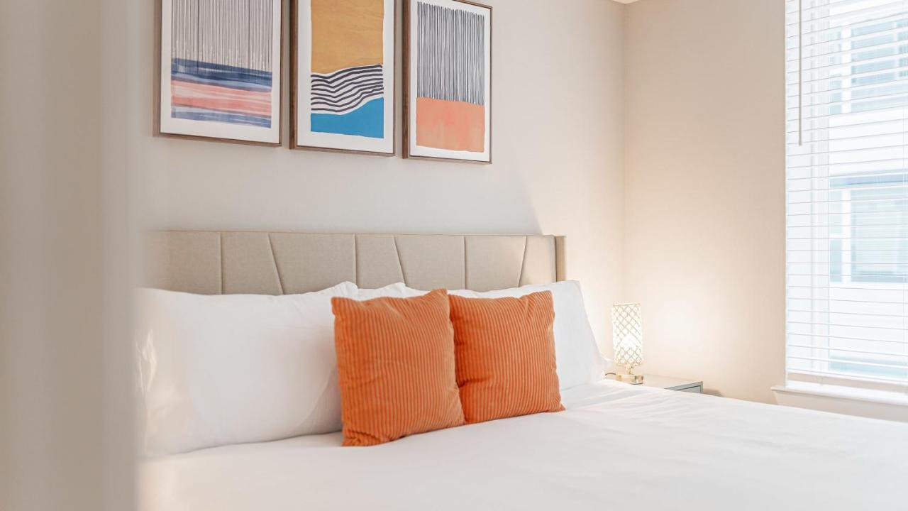 Upscale Modern Apts - Free Parking, Fast Wifi, Courtyard Daire Austin Dış mekan fotoğraf