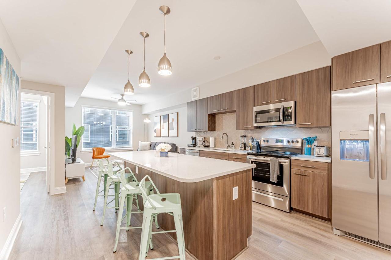 Upscale Modern Apts - Free Parking, Fast Wifi, Courtyard Daire Austin Dış mekan fotoğraf